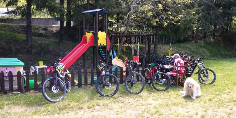 Parco Giochi nel verde Agriturismo vicino La Spezia