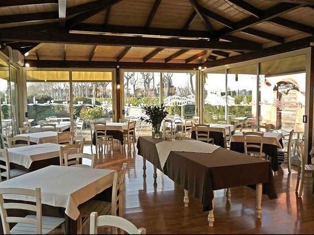 Agriturismo piscina idromassaggio ad Assisi 