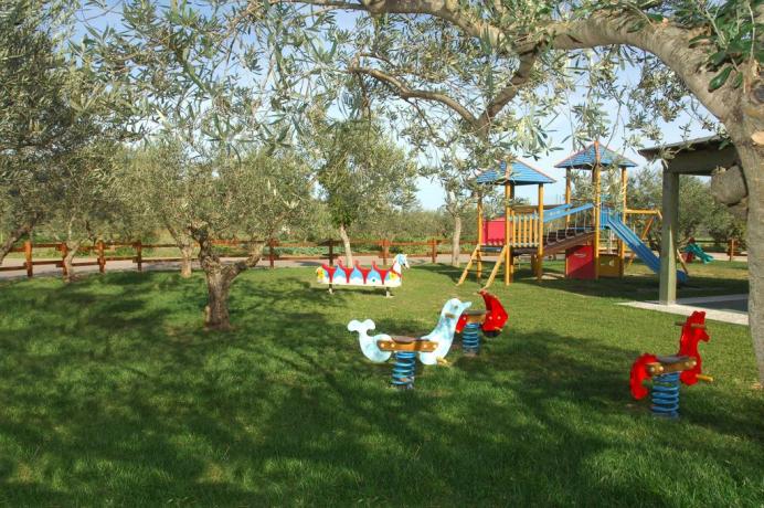 Area Giochi per bambini Hotel a Orosei 