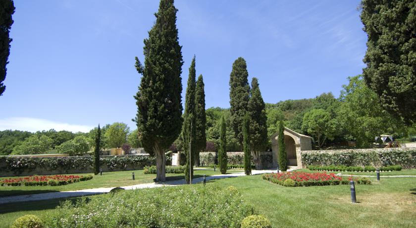 Roseto, Residenza di lusso a Todi 