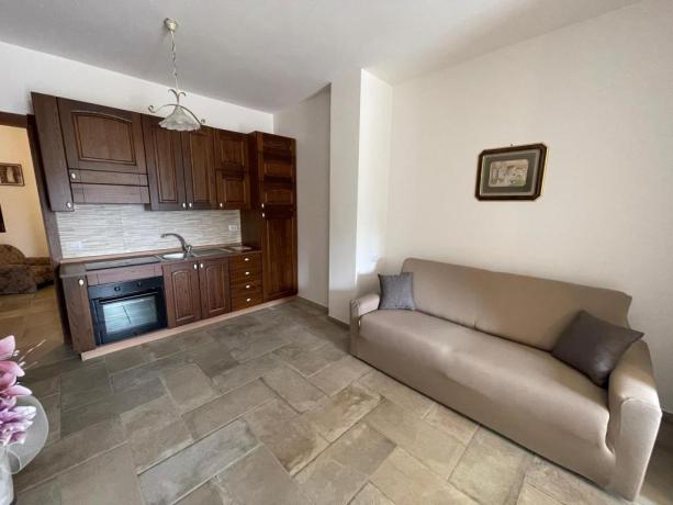 Appartamento Vista Assisi cucina e divano letto 
