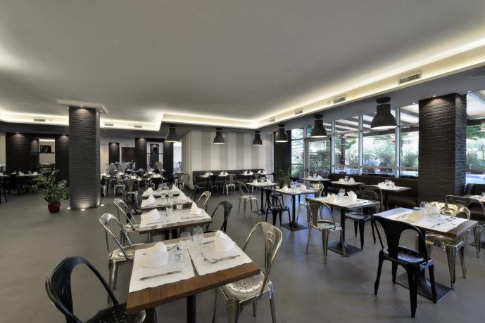 Ristorante interno con piatti tipici Hotel Perugia