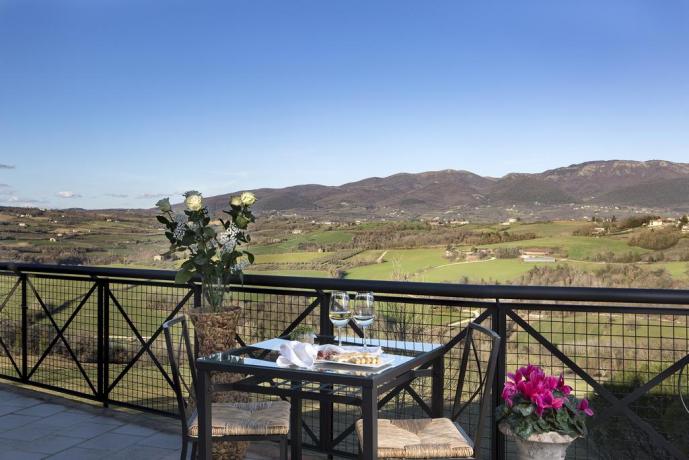 Hotel in collina con parcheggio