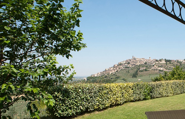 Appartamento l'Ulivo, agriturismo con piscina 