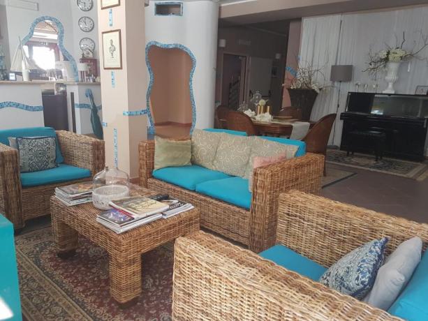 Albergo ad Anzio con parcheggio privato