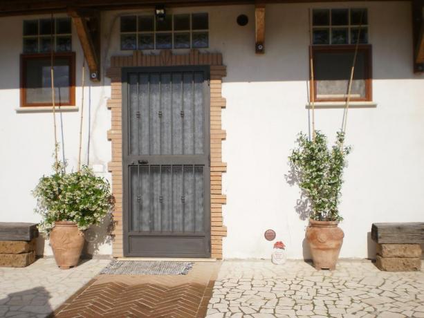 Ingresso casa vacanze vicino Orte
