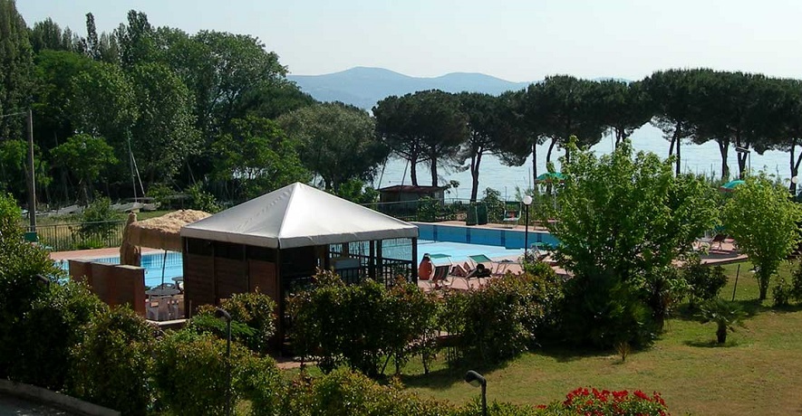 Piscina dell' Hotel Benessere Bracciano