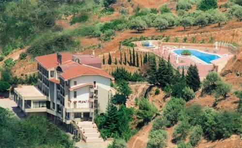 Hotel vicino Catania con piscina-Caltagirone