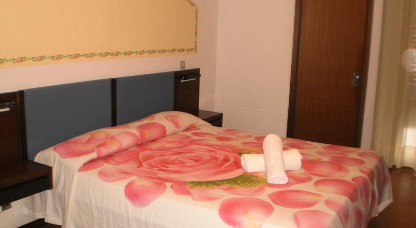 Camera romantica in Hotel 3 stelle