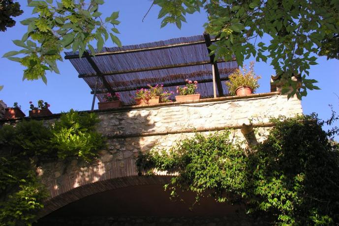 B&B con terrazza panoramica a Massa Martana