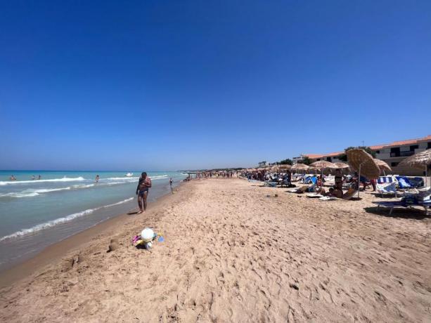 Spiaggia di sabbia fronte hotel Ragusa 