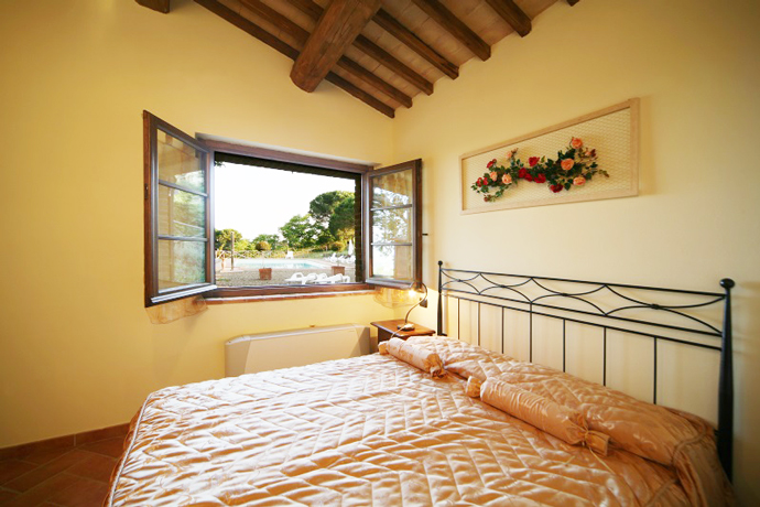 Casale Salcia, camere romantiche al Lago di Bolsena