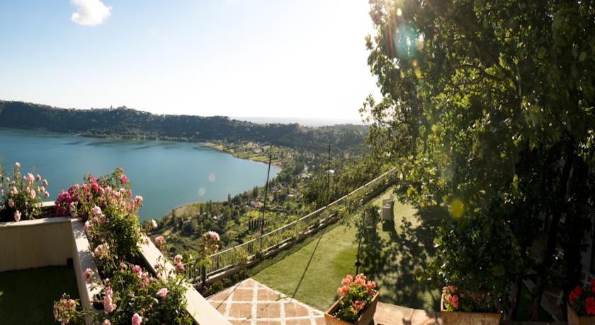 Vista Lago Castel Gandolfo