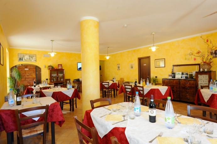 Sala Ristorante agriturismo vicino Spoleto
