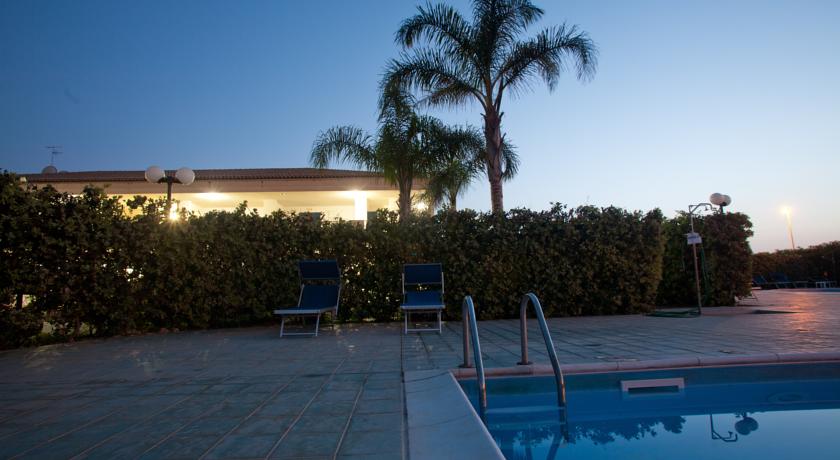 Villaggio vicino al Mare con Piscina Ragusa