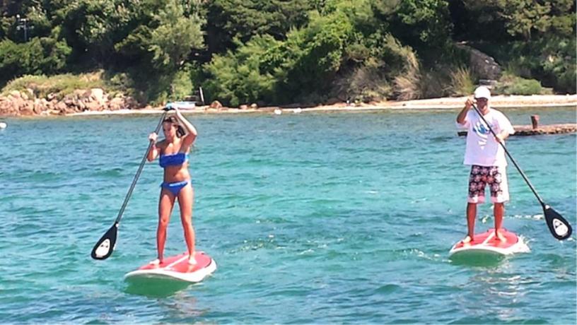 Stand Up Paddle simile al surf