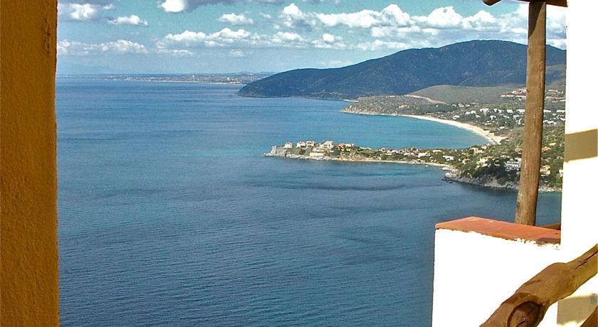 Vista panoramica sul Mar Mediterraneo