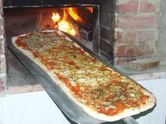 Pizzeria aperta solo in estate
