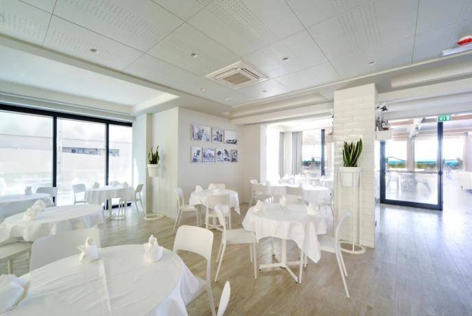 Sala colazioni del Family Hotel a Pesaro