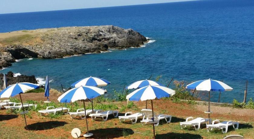 spiaggia attrezzata dell'hotel vicino Cosenza 