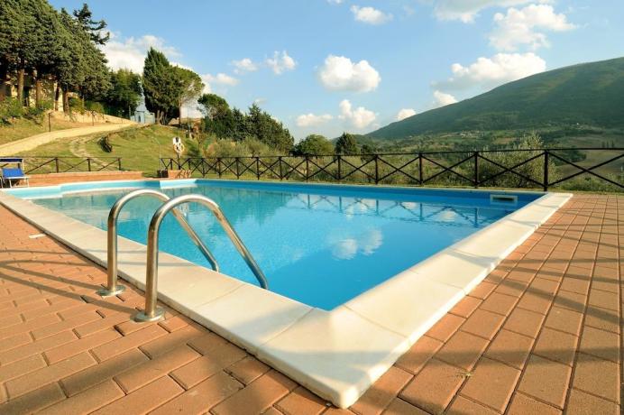 Assisi in Umbria Piscina con Vista Panoramica 