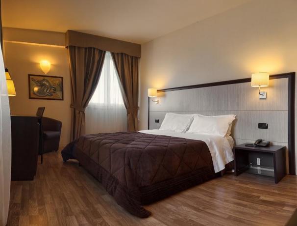 Camera Romantica Hotel Maria 4 stelle