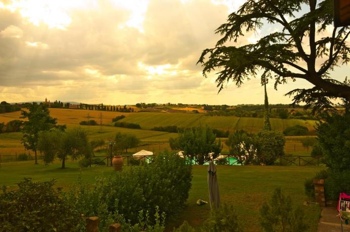 Suggestiva vista panoramica dell'Umbria 