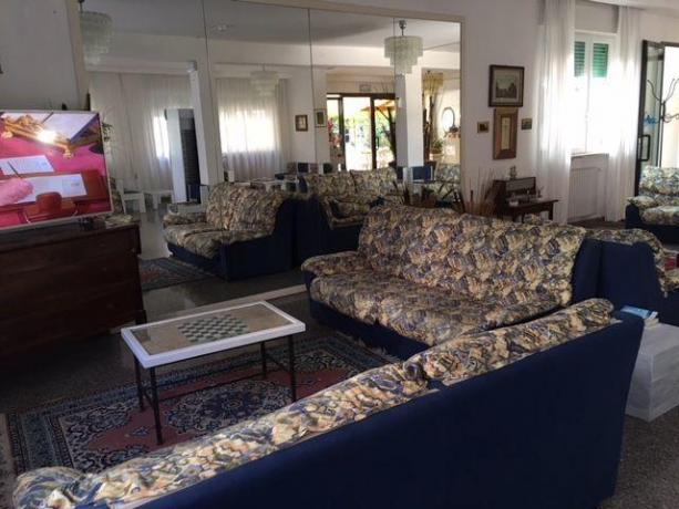 Soggiorno Hotel Milano Marittima con Tv e divani