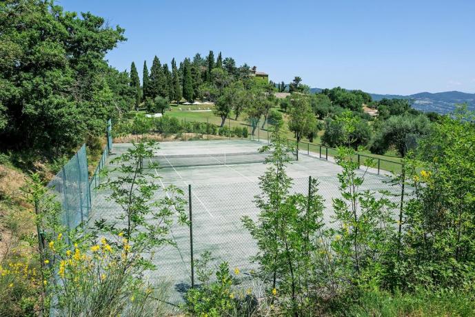 Campo da Tennis in Appartamenti-Vacanza di Lusso  