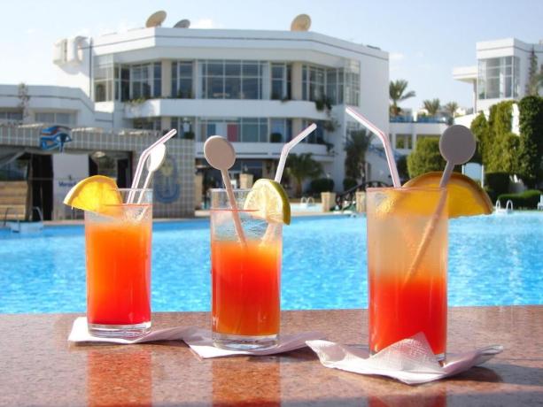 bar piscina resort 4 stelle Sharm 
