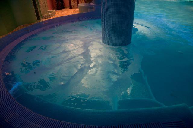 Hotel con Piscina Coperta e SPA vicino Napoli