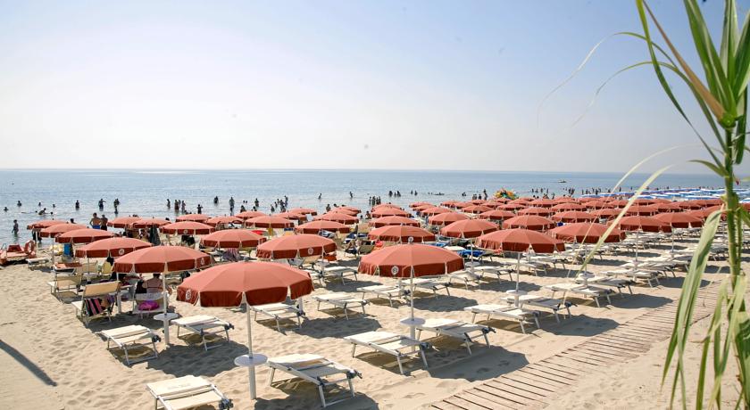 Hotel con Spiaggia Privata a Metaponto 