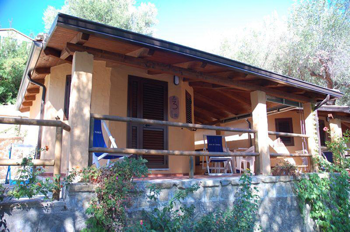 Bungalows vista Mare in Villaggio a Palinuro