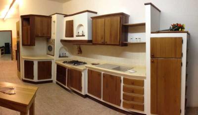 Cucine in muratura e legno, produzione e vendita cucine legno ... Produttori cucine veneto