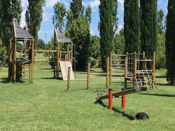 Area giochi in agriturismo a Perugia 