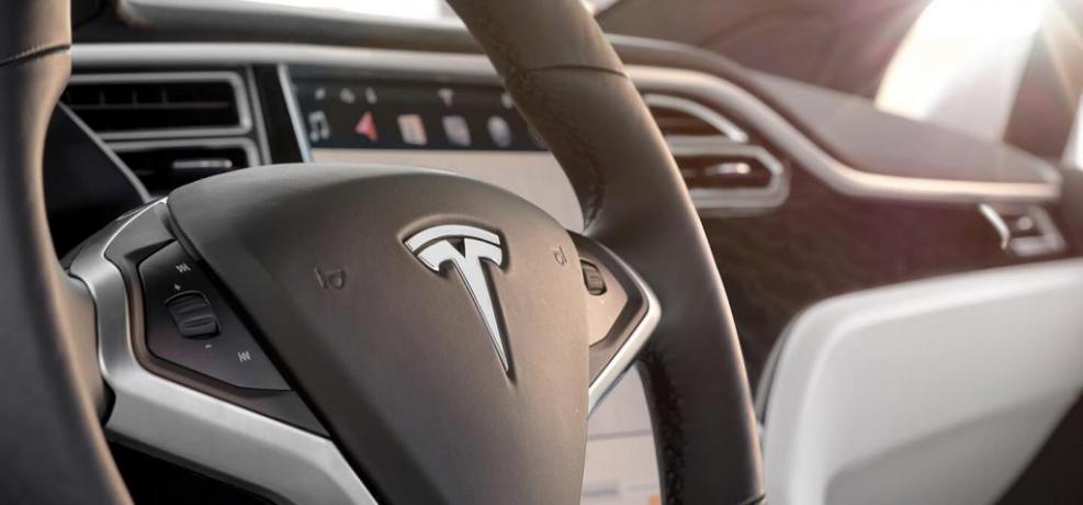 Offerta Noleggio Lungo Termine Tesla Model X
