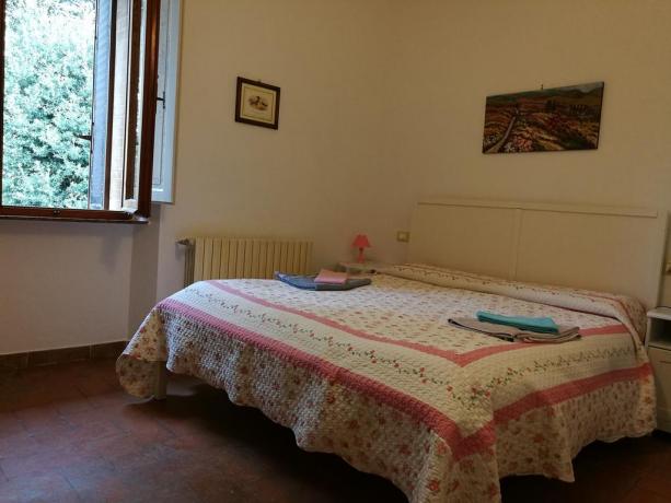 Antico casale in pietra in Toscana