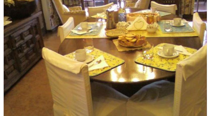 sala pranzo casa vacanze villa Terni Umbria