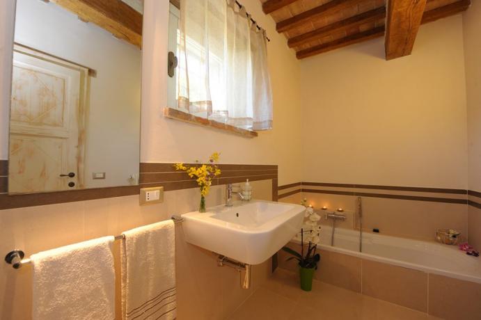 Agriturismo a Perugia con comodo bagno 