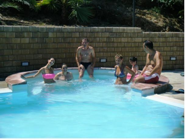 Piscina esterna Hotel Eolie per famiglie