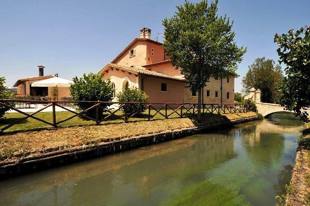 Agriturismo sul Fiume Clitunno, Trevi 