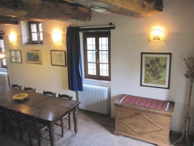 Apartamento 5 con mobili antichi