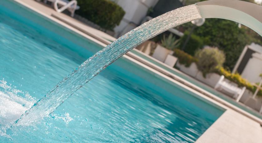 Piscina Idromassaggio al Giulianova Family Hotel 