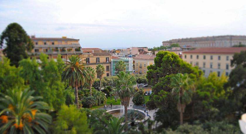 Hotel con vista SULLA Reggia di Caserta