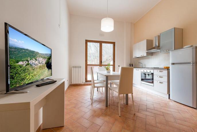 Appartamento vacanza Prati di Tivo, Sala Pranzo