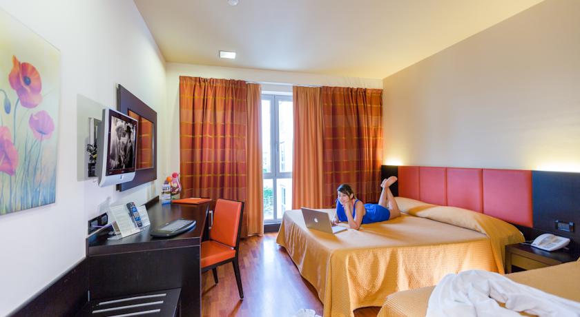 Camera Tripla in Hotel con SPA vicino Roma