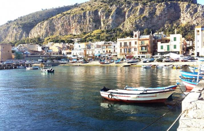 Imbarcazioni e mare, Castellammare del Golfo