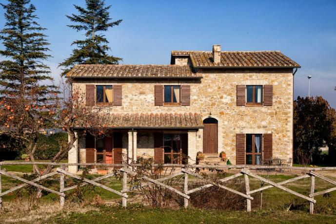 Casolare tipico Umbro per Vacanza: Appartamenti Relax