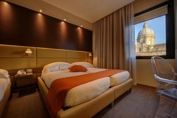 Hotel 4 stelle con Vasca Idromassaggio in camera, Piscina e ristorante alta qualità a Santa Maria degli Angeli - Assisi. Perugia Umbria