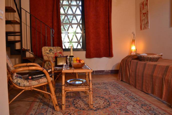 Ampia sala comune con caminetto
